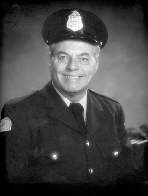 Raymond Chevalier, huissier à la Cour supérieure.