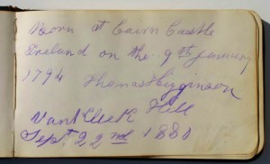 Signature de Thomas Higginson dans le carnet d’autographes d’Agnès Higginson.